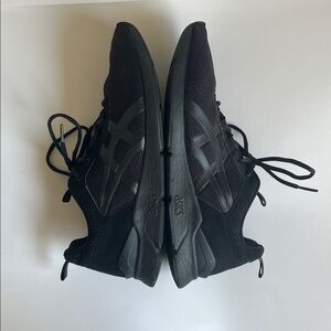 Asics Men's Black Athletic Running Shoes US 10